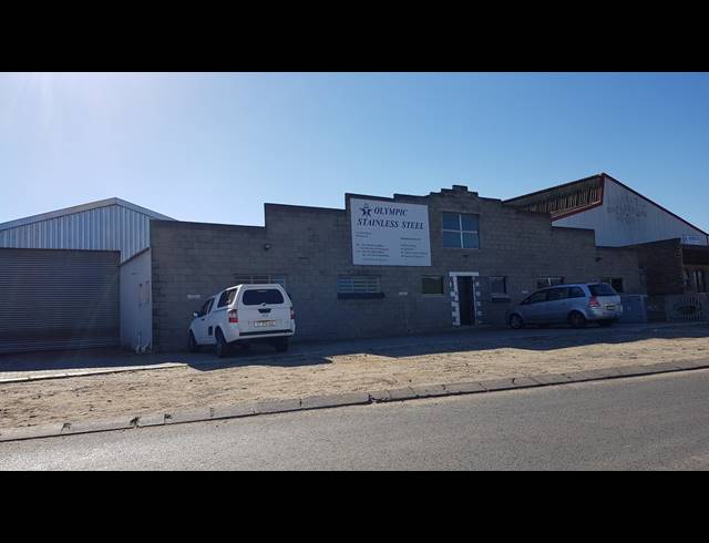 1,850M² FACTORY FOR SALE IN BLACKHEATH INDUSTRIAL